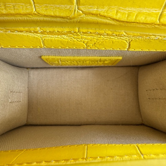 Jacquemus Le Petit Chiquito Leather Bag - Picture 3 of 3